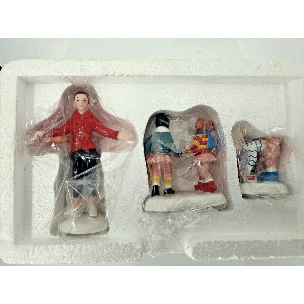 NIB Dept 56~The Original Snow Village~On the Way to Ballet Class 3pcSet Retired
